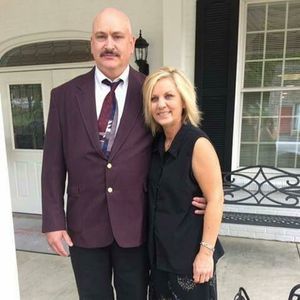 Meet your Posher, Sharon